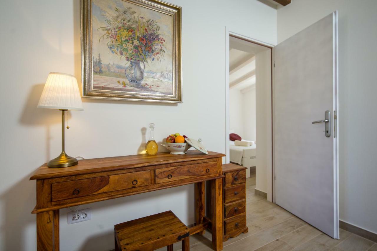 Appartamento House Jozefina With Pool Rovigno Esterno foto