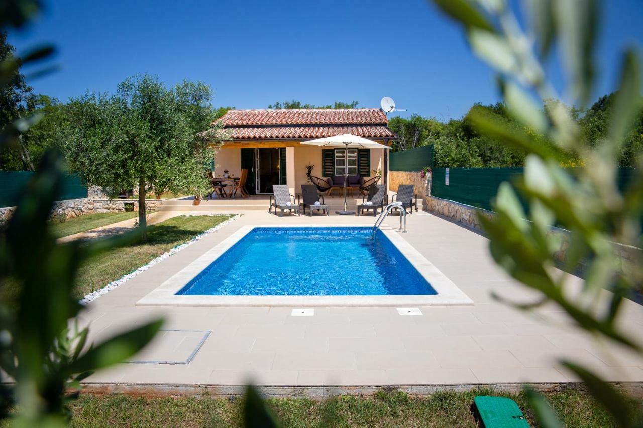 Appartamento House Jozefina With Pool Rovigno Esterno foto